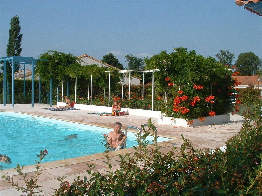 Lagrange Classic Le Clos Des Chenes Hotell Les Mathes Exteriör bild