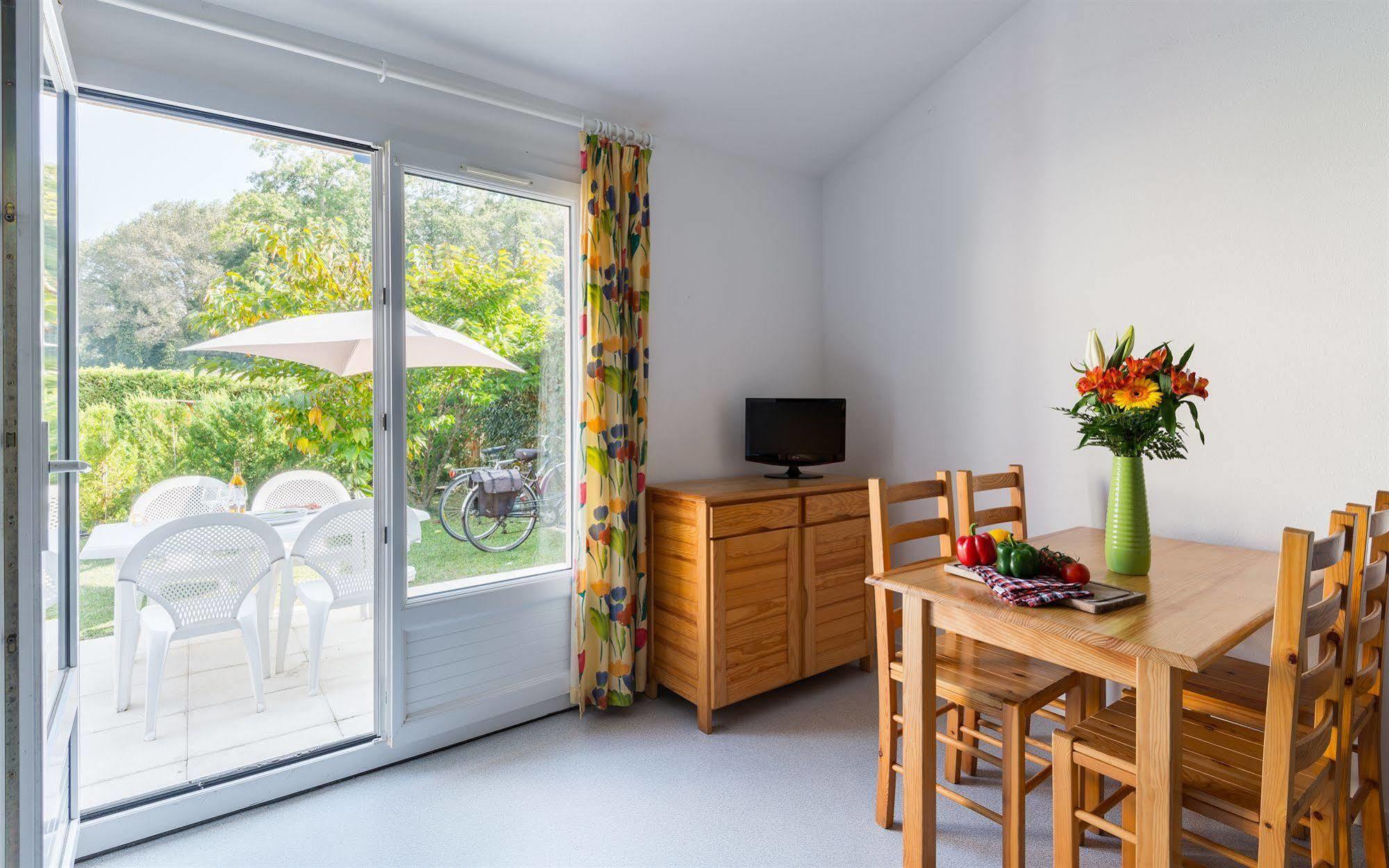 Lagrange Classic Le Clos Des Chenes Hotell Les Mathes Exteriör bild